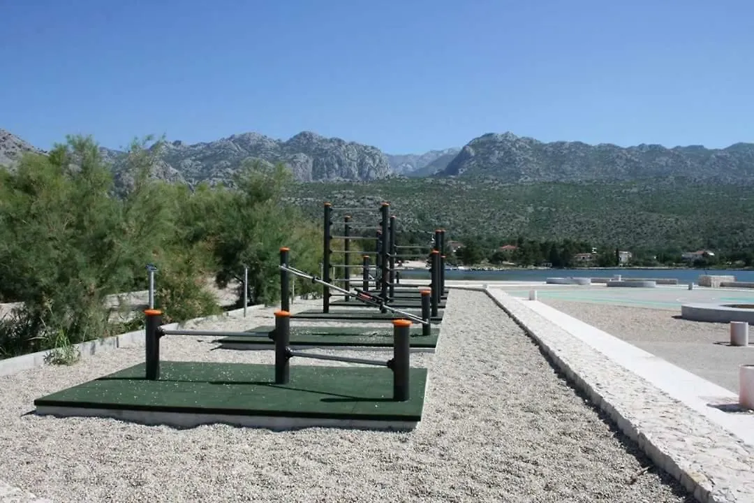 Apartmani Korina Stari Grad 0*,