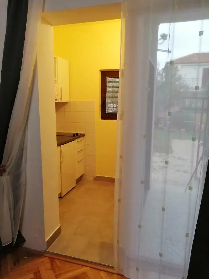 Apartmani Korina Stari Grad Apartman